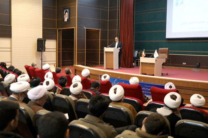 حضور نایب‌رئیس مجلس در جمع طلاب و مبلغان دینی خراسان جنوبی