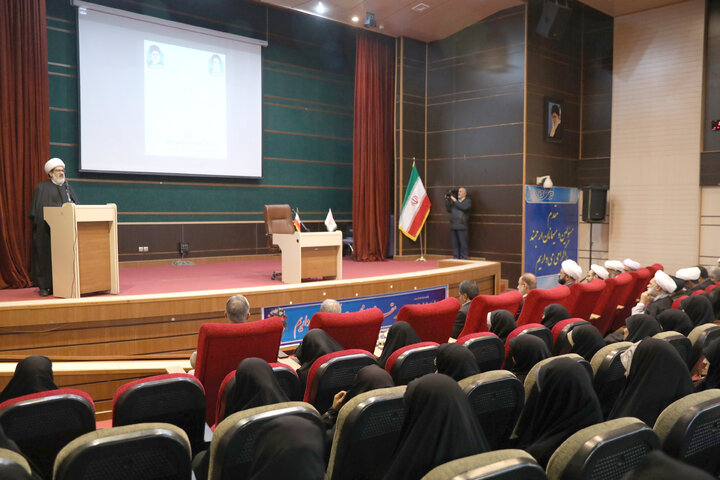 حضور نایب‌رئیس مجلس در جمع طلاب و مبلغان دینی استان خراسان جنوبی