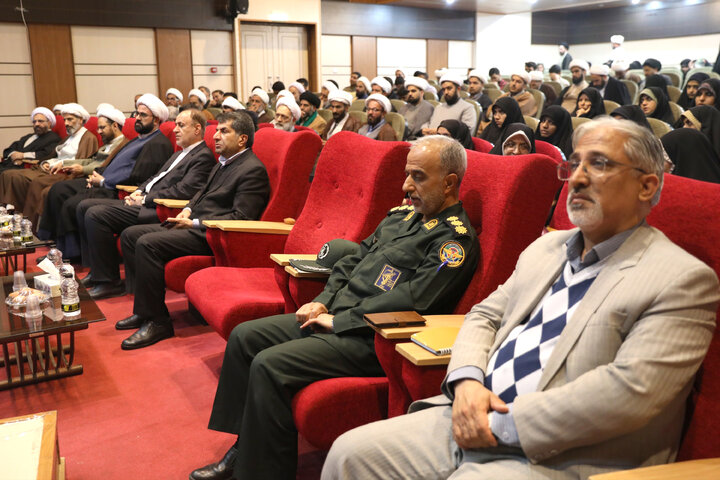 حضور نایب‌رئیس مجلس در جمع طلاب و مبلغان دینی استان خراسان جنوبی