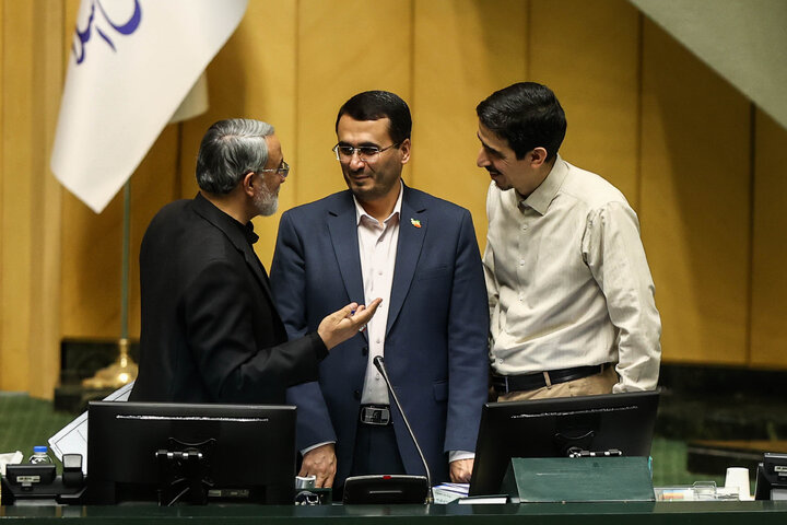 نشست علنی نوبت عصر دوشنبه ۲۷ بهمن ماه مجلس