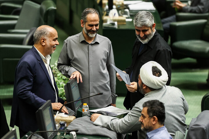 نشست علنی نوبت عصر دوشنبه ۲۷ بهمن ماه مجلس