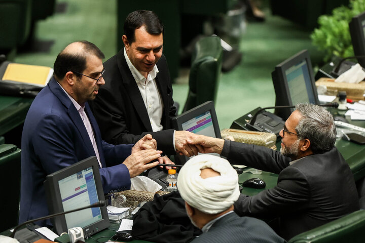 نشست علنی نوبت عصر دوشنبه ۲۷ بهمن ماه مجلس