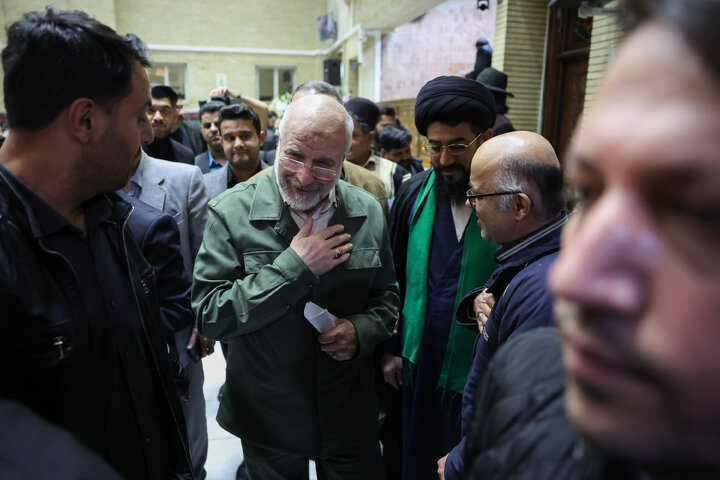 حضور دکتر قالیباف در مراسم ختم پدر رضا جباری نماینده مردم مسجد سلیمان