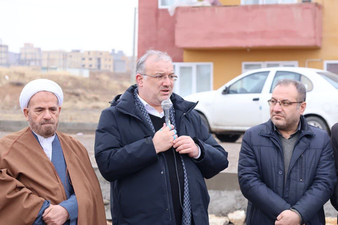 ساختمان بیمه سلامت مراغه کلنگ‌زنی شد