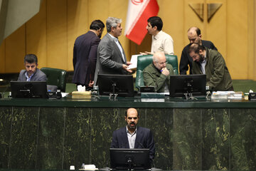 دخل و خرج سال ۱۴۰۵ کشور؛ مشوق مجلس برای ازدواج و فرزندآوری