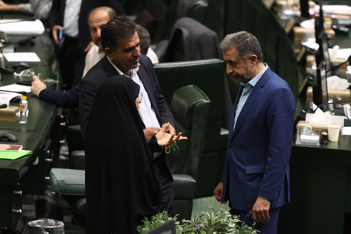 نشست علنی نوبت صبح سه شنبه 28 بهمن ماه مجلس