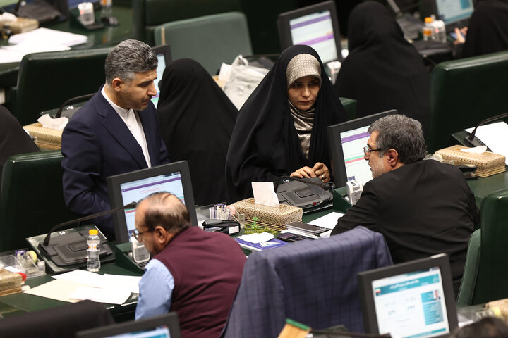 نشست علنی نوبت صبح سه شنبه 28 بهمن ماه مجلس