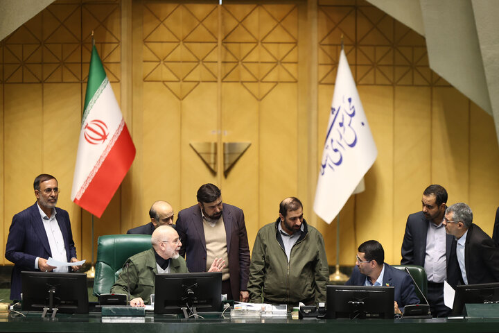 نشست علنی نوبت صبح سه شنبه 28 بهمن ماه مجلس