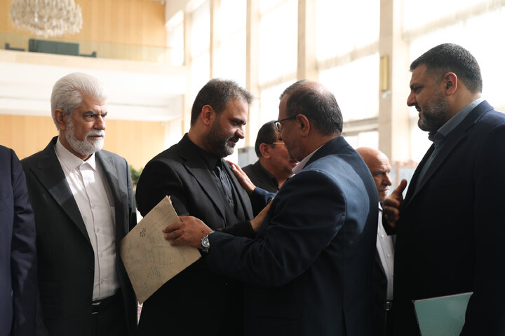 مراسم ختم پدر جباری نماینده مسجدسلیمان و برادر صالحی نماینده اقلید در مجلس