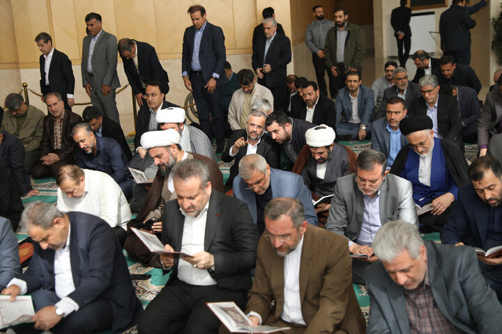 مراسم ختم پدر جباری نماینده مسجدسلیمان و برادر صالحی نماینده اقلید در مجلس