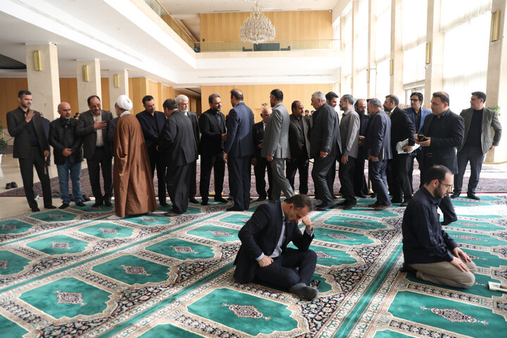 مراسم ختم پدر جباری نماینده مسجدسلیمان و برادر صالحی نماینده اقلید در مجلس