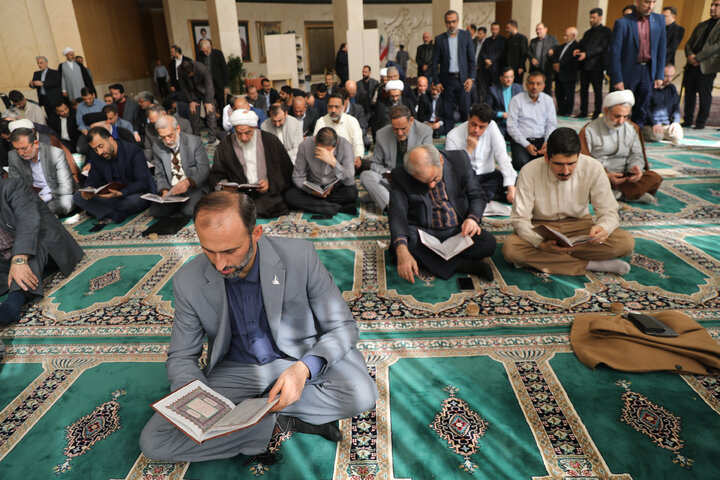 مراسم ختم پدر جباری نماینده مسجدسلیمان و برادر صالحی نماینده اقلید در مجلس