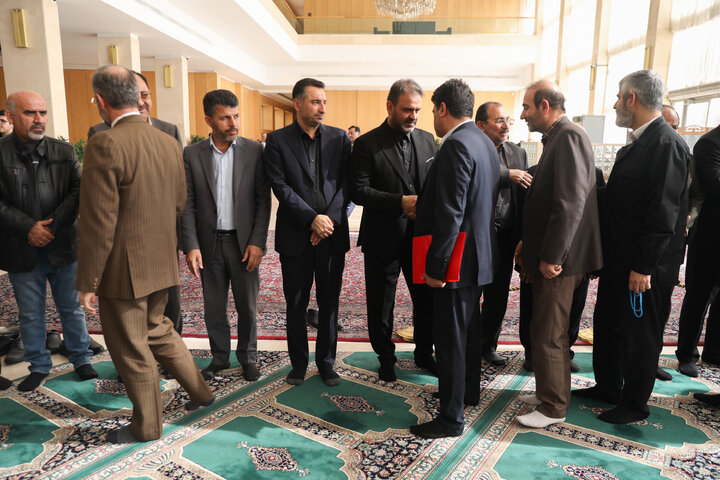 مراسم ختم پدر جباری نماینده مسجدسلیمان و برادر صالحی نماینده اقلید در مجلس