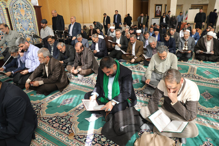 مراسم ختم پدر جباری نماینده مسجدسلیمان و برادر صالحی نماینده اقلید در مجلس