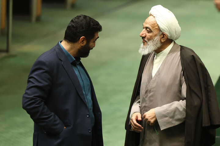 نشست علنی نوبت عصر سه شنبه 28 بهمن ماه مجلس