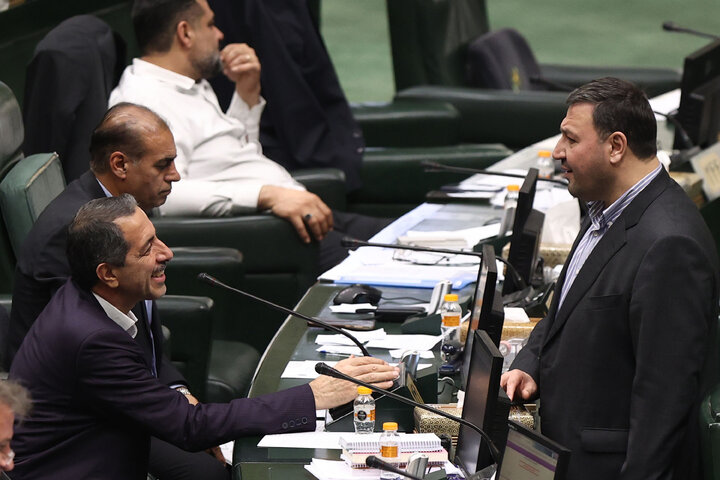 نشست علنی نوبت عصر سه شنبه 28 بهمن ماه مجلس