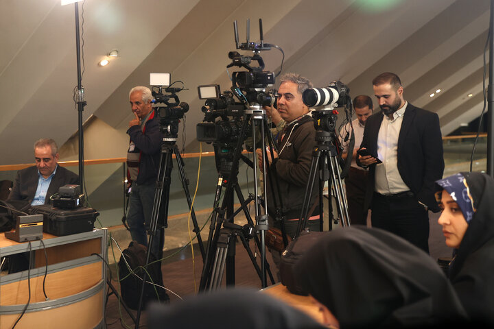 نشست خبری سخنگوی تلفیق بودجه 1404