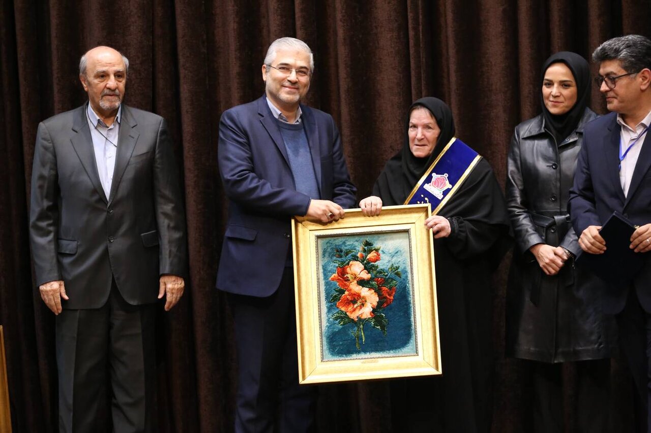 تجلیل از پیشکسوتان و نخبگان مدیریت ورزش ایران/ قدردانی انجمن علمی از رویکرد ورزشی فلسفی