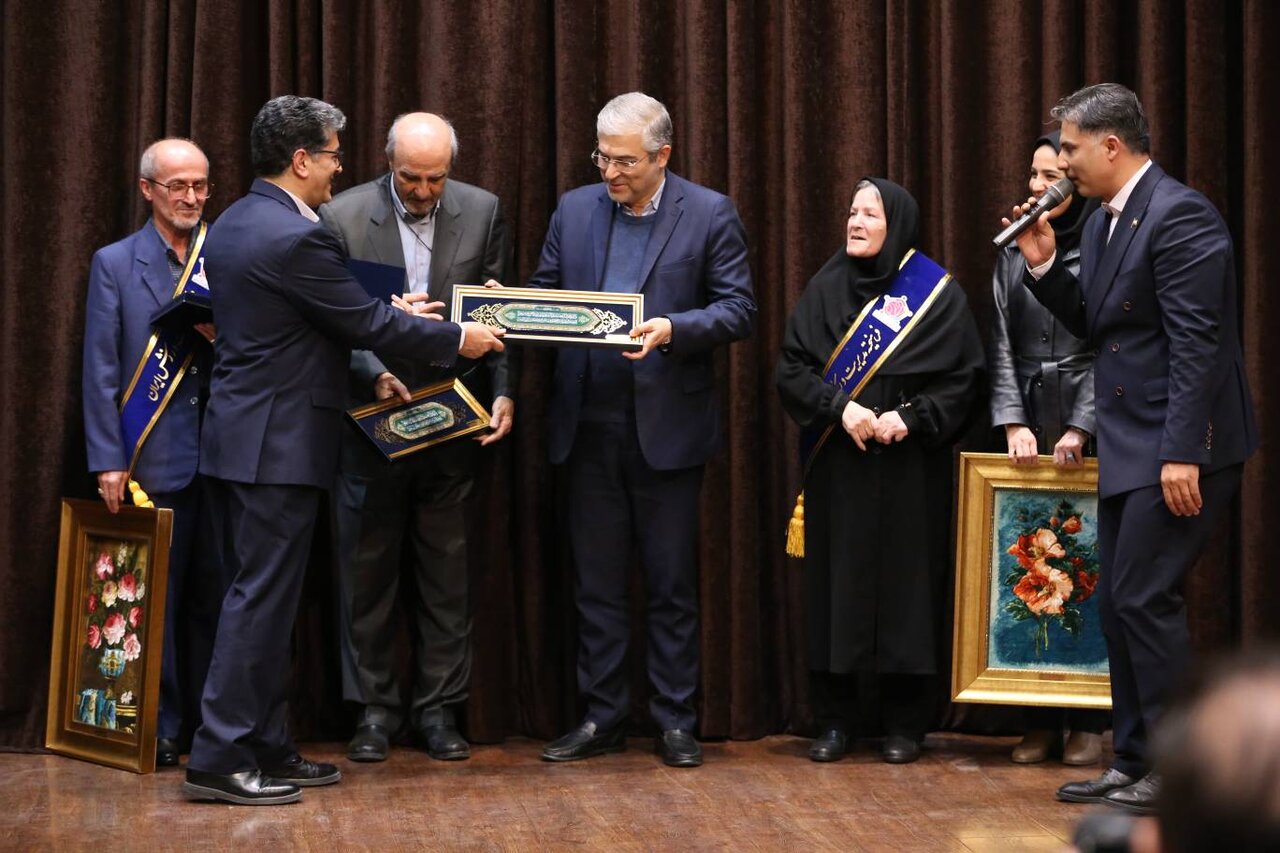 تجلیل از پیشکسوتان و نخبگان مدیریت ورزش ایران/ قدردانی انجمن علمی از رویکرد ورزشی فلسفی