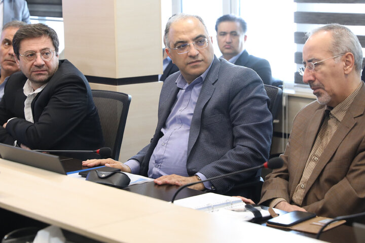 نشست مجمع نمایندگان تهران با مدیر عامل آبفا