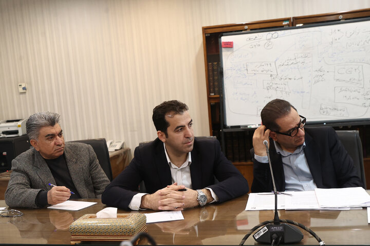 نشست تعدادی از روسای اتحادیه های اصناف با علی نیک زاد نایب رییس مجلس شورای اسلامی