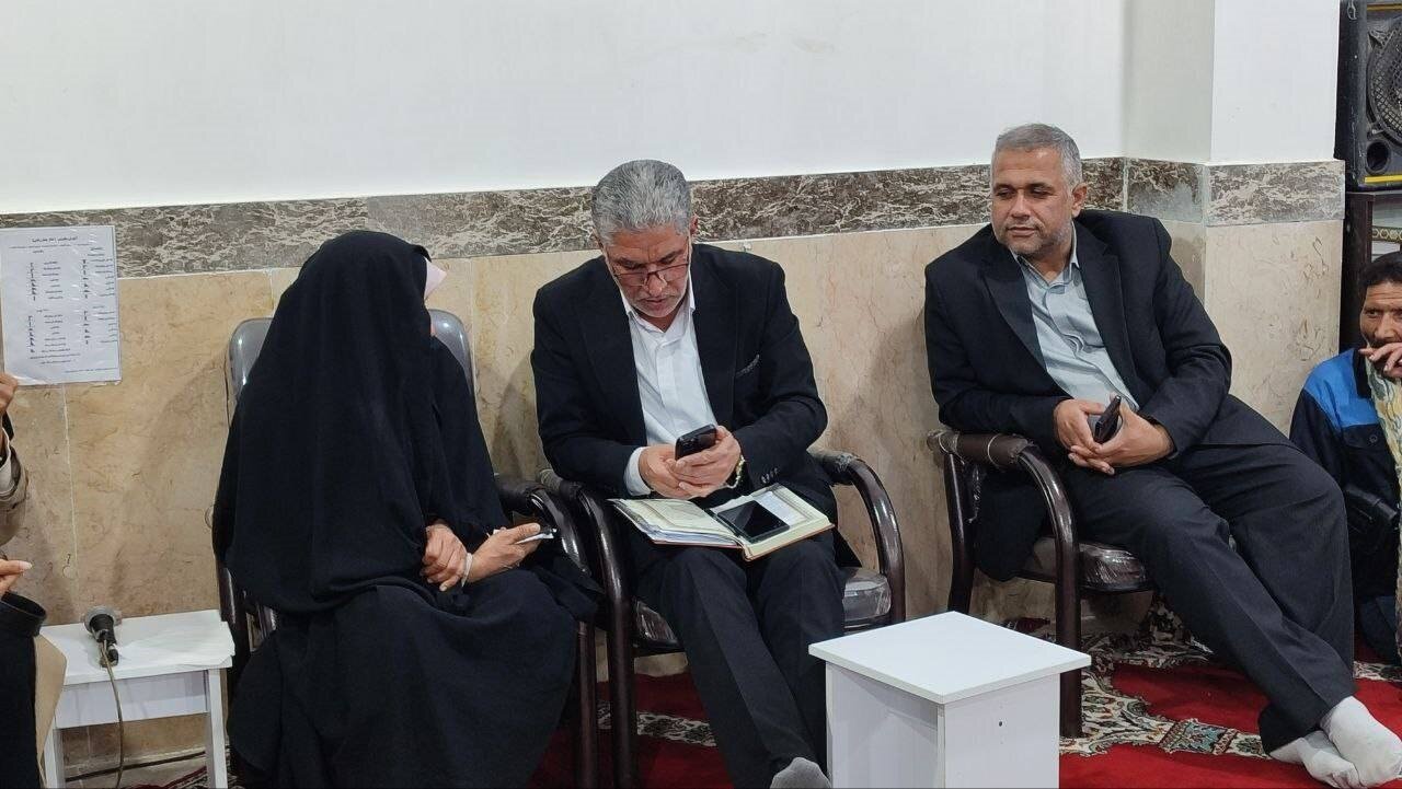 بازدید سنگدوینی از نمایشگاه هنرهای دستی دانش‌آموزان/نشست با مردم کوی طالقانی گرگان