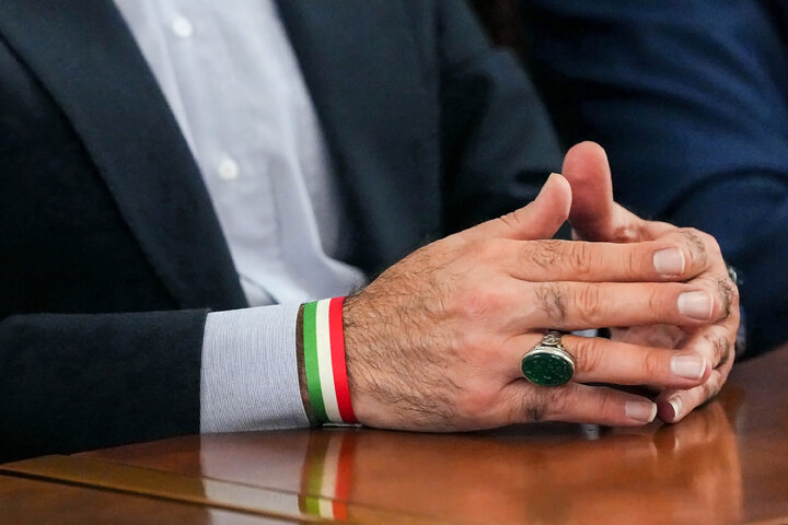 نشست فعالان اقتصادی و اعضای اتاق اصناف و بازار با دکتر قالیباف