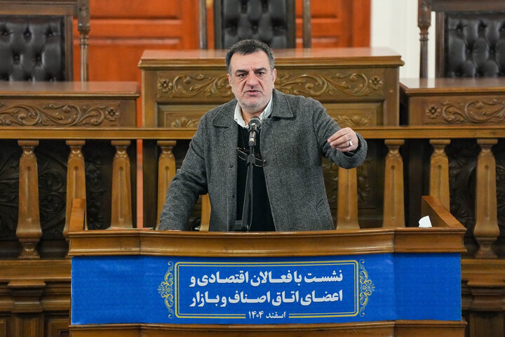 نشست فعالان اقتصادی و اعضای اتاق اصناف و بازار با دکتر قالیباف