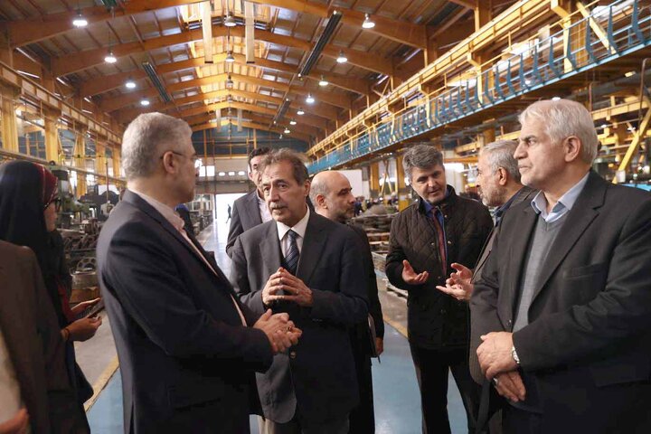 بازدید میدانی اعضای مجمع نمایندگان استان تهران از شهرک صنعتی شمس‌آباد