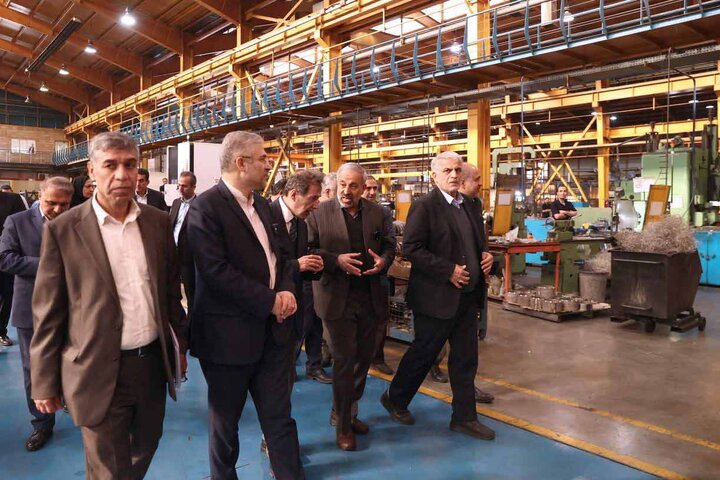 بازدید میدانی اعضای مجمع نمایندگان استان تهران از شهرک صنعتی شمس‌آباد