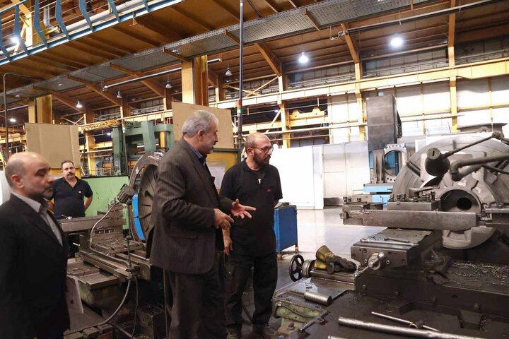 بازدید میدانی اعضای مجمع نمایندگان استان تهران از شهرک صنعتی شمس‌آباد