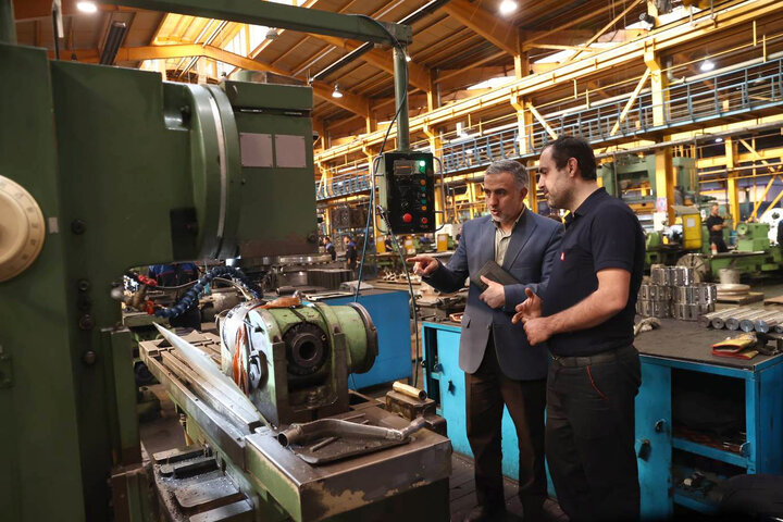 بازدید میدانی اعضای مجمع نمایندگان استان تهران از شهرک صنعتی شمس‌آباد