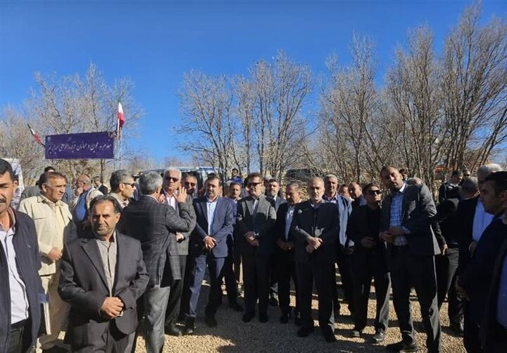 خط انتقال تنگ‌سرخ به بشار باید سریع‌تر اجرا شود