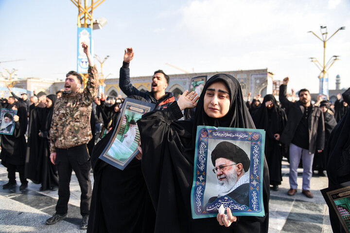 حضور مردم داغدار ایران در خیابان‌های سراسر کشور پس از اعلام خبر شهادت امام خامنه‌ای