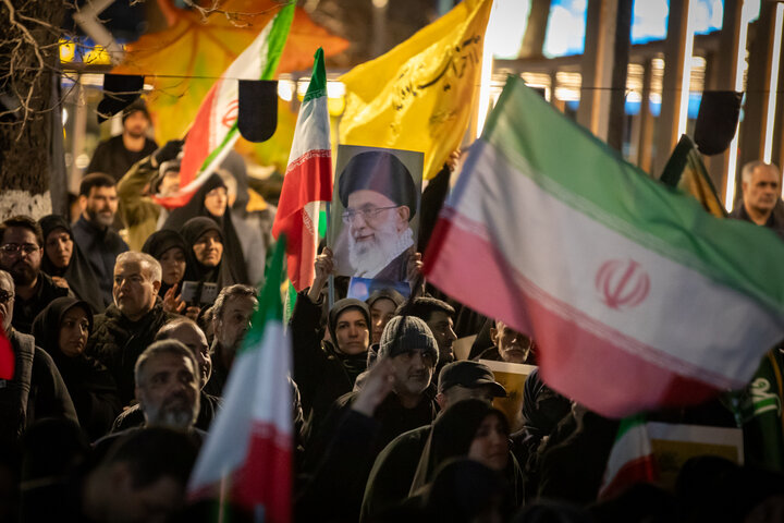 عزاداری مردم تهران در سوگ رهبر شهید انقلاب اسلامی