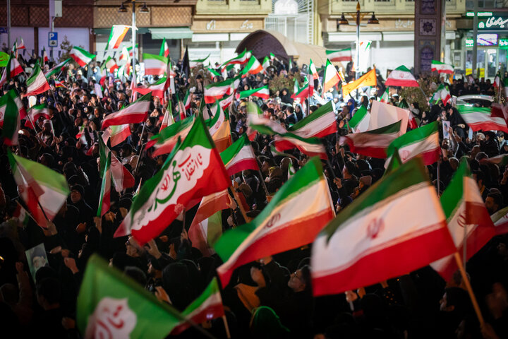 عزاداری مردم تهران در سوگ رهبر شهید انقلاب اسلامی