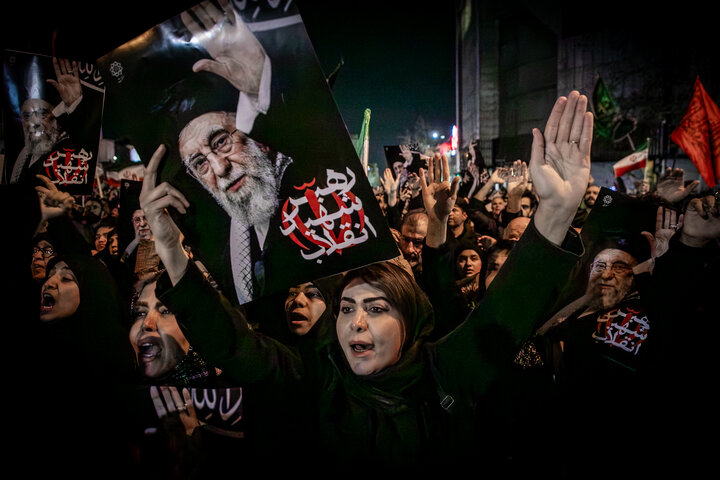عزاداری مردم تهران در سوگ رهبر شهید انقلاب اسلامی