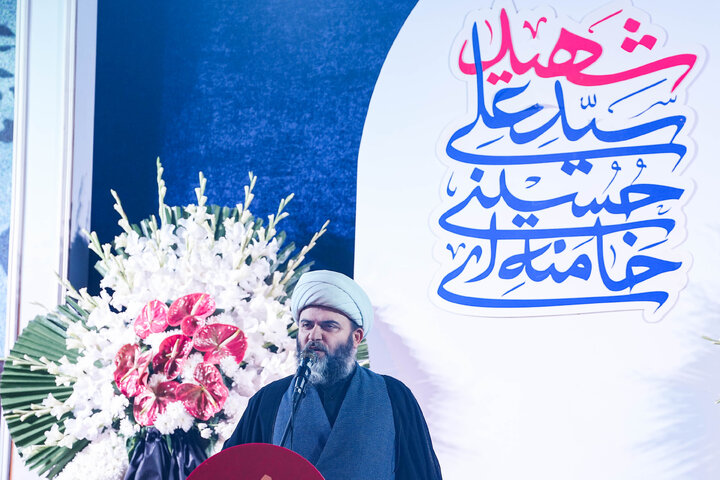 هفتمین شب تجمع مردم تهران در سوگ رهبر شهید - میدان انقلاب