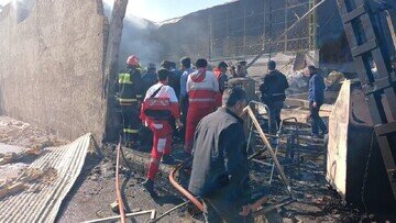 اطلاعیه شماره یک هلال احمر پس از انفجار انبارهای نفت