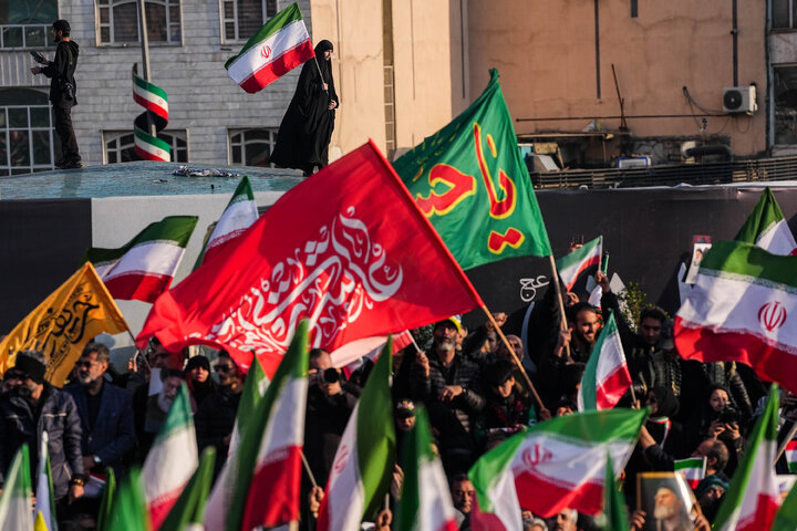 اجتماع مردمی بیعت با آیت‌الله سید مجتبی خامنه‌ای سومین رهبر معظم انقلاب اسلامی - تهران