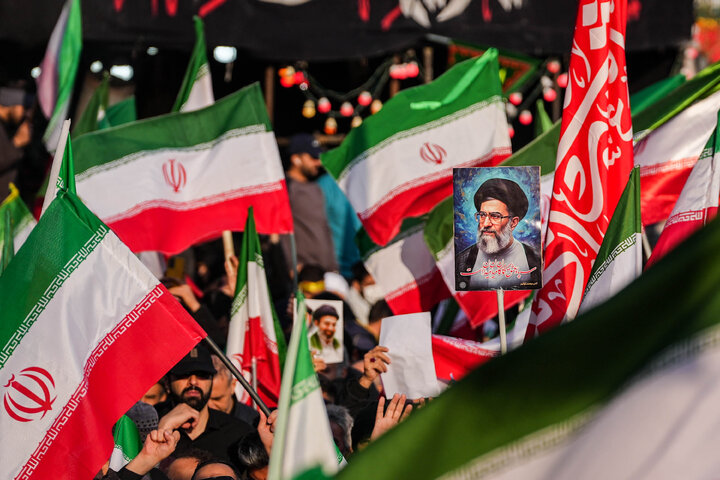 اجتماع مردمی بیعت با آیت‌الله سید مجتبی خامنه‌ای سومین رهبر معظم انقلاب اسلامی - تهران