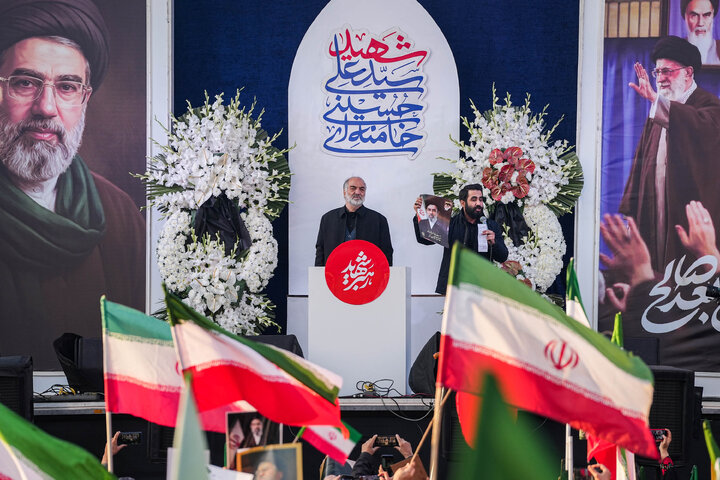 اجتماع مردمی بیعت با آیت‌الله سید مجتبی خامنه‌ای سومین رهبر معظم انقلاب اسلامی - تهران