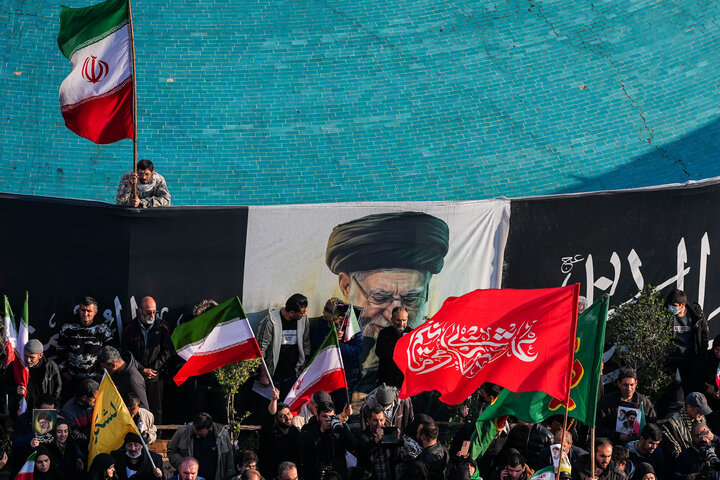 اجتماع مردمی بیعت با آیت‌الله سید مجتبی خامنه‌ای سومین رهبر معظم انقلاب اسلامی - تهران