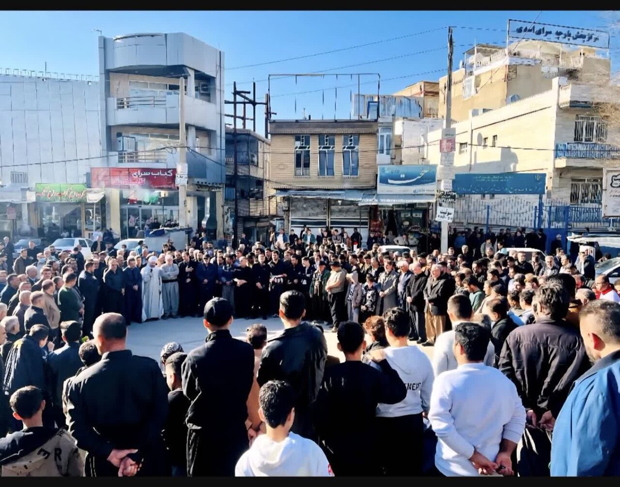 تجمع و بیعت مردم انقلابی شهرستان جوانرود با رهبر انقلاب