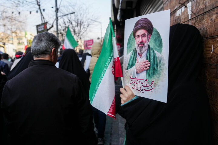 مراسم تشییع پیکر ۳۵ شهید جنگ رمضان در تهران