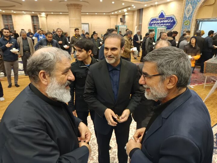 حضور قاسمی در مراسم احیای شب بیست‌وسوم ماه رمضان در مسجد فاطمه‌الزهرا(س) دهاقان