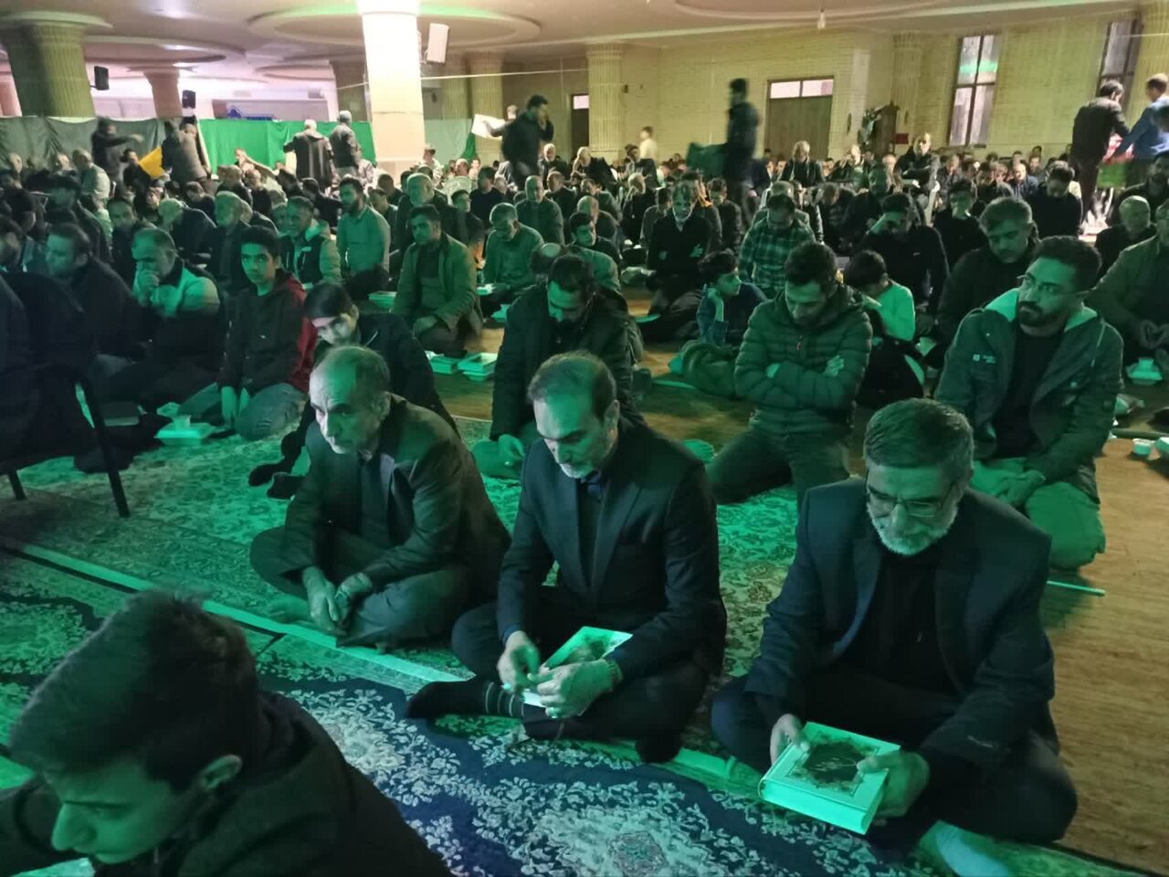 حضور قاسمی در مراسم احیای شب بیست‌وسوم ماه رمضان در مسجد فاطمه‌الزهرا(س) دهاقان