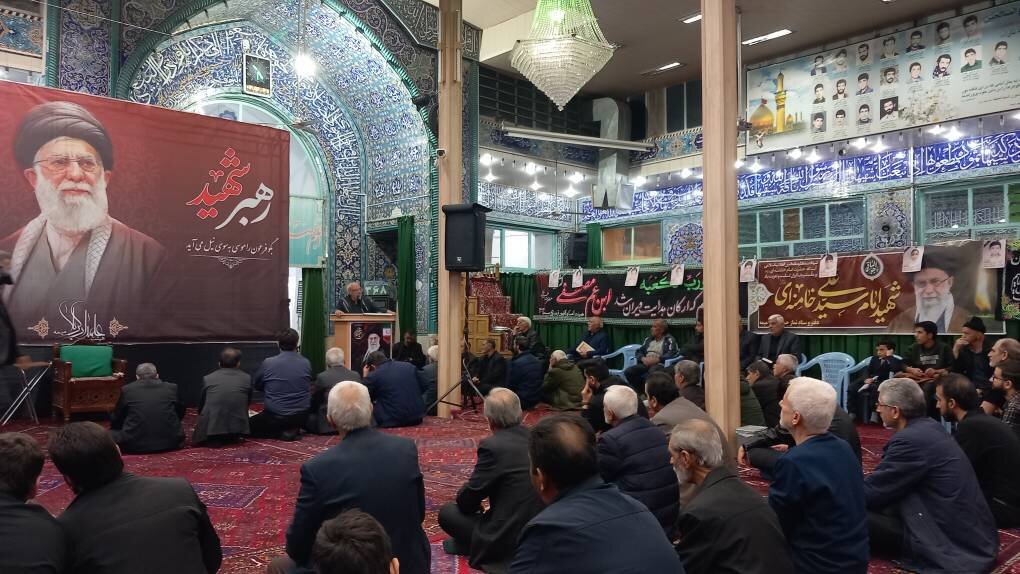 خواسته مدافعان امنیت، تداوم حضور آگاهانه مردم در میدان است/ اقتدار ملت ایران در تنگه هرمز؛ انسداد شریان حیاتی نیمی از جهان/ تجربه تلخ فضای «نه جنگ و نه صلح» نباید تکرار شود