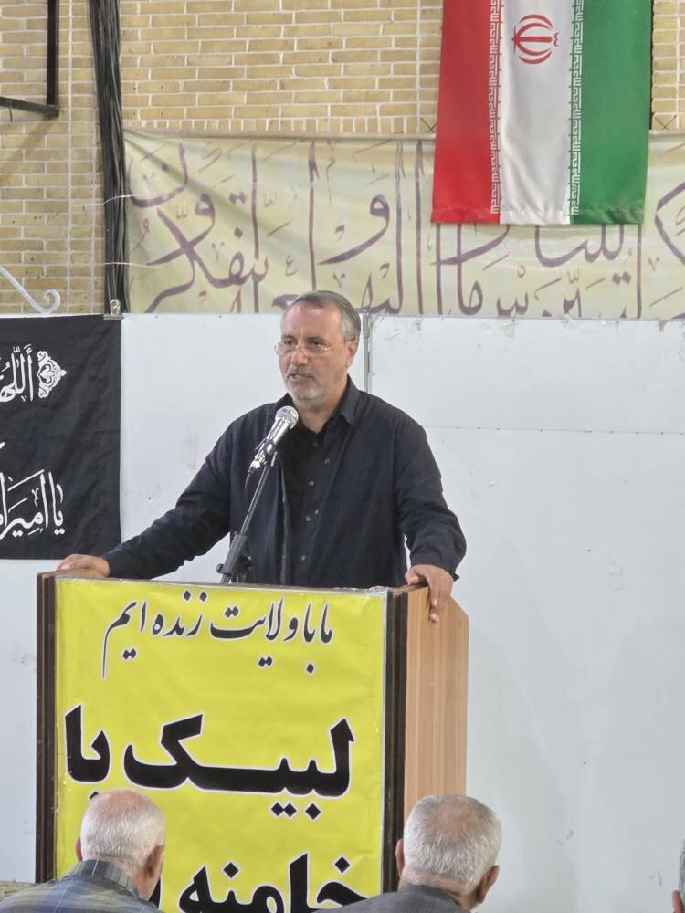 ایران پیروز جنگ تحمیلی اخیر است / آمریکا برای پذیرش آتش‌بس از سوی ایران التماس می‌کند