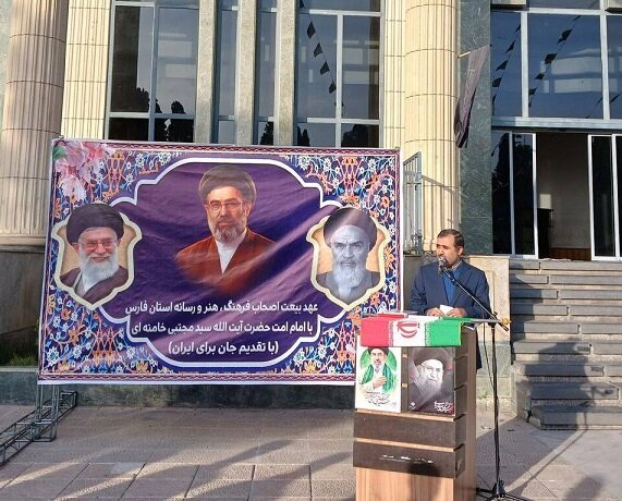 تبیین اهداف شوم دشمن و نمایش قدرت ملی؛ رسالت امروز رسانه‌ها